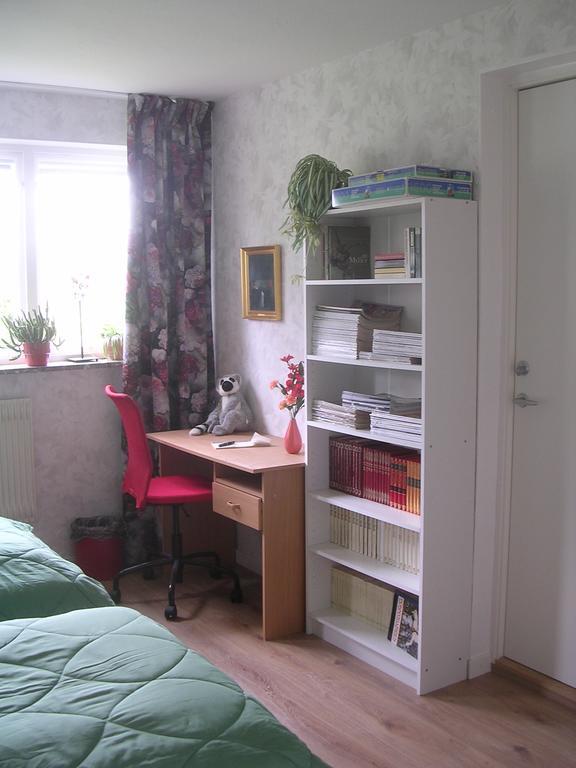 Apartmán Bo Hos Nancy I Oelme Kristinehamn Exteriér fotografie
